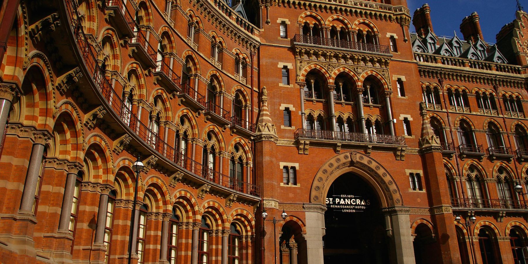 Jewish Wedding at St Pancras Renaissance Hotel, London